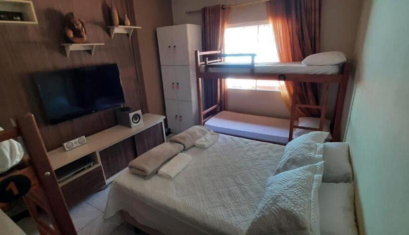 جناح عائلي, Hostel Maré Mansa