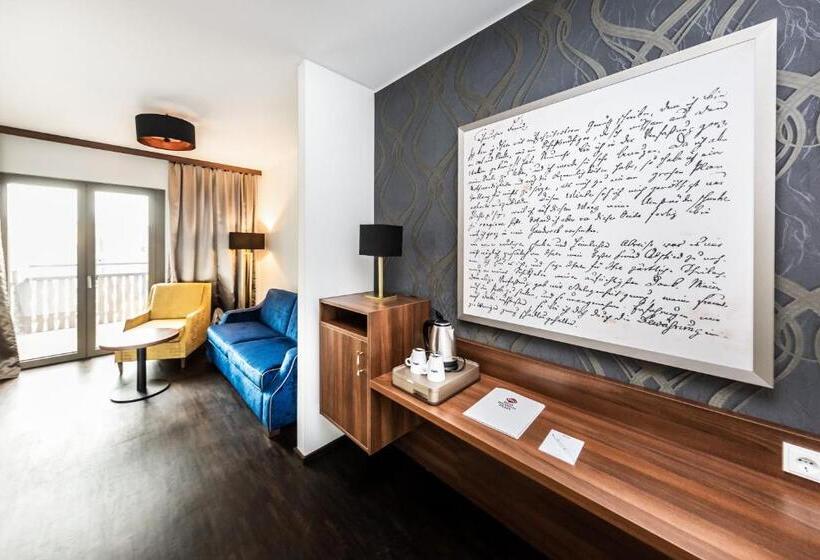 Королевский Люкс, Best Western Plus Royal Suites