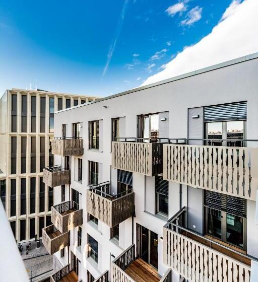 Студия Стандарт, Best Western Plus Royal Suites