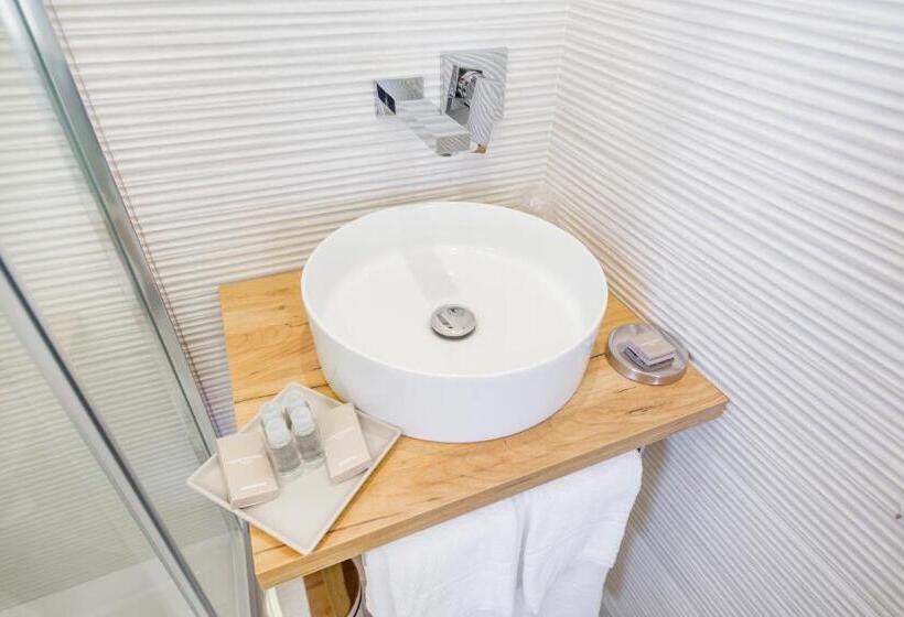 Номер Deluxe Вид на Море с Балконом, Ossuna Bay Hotel Boutique