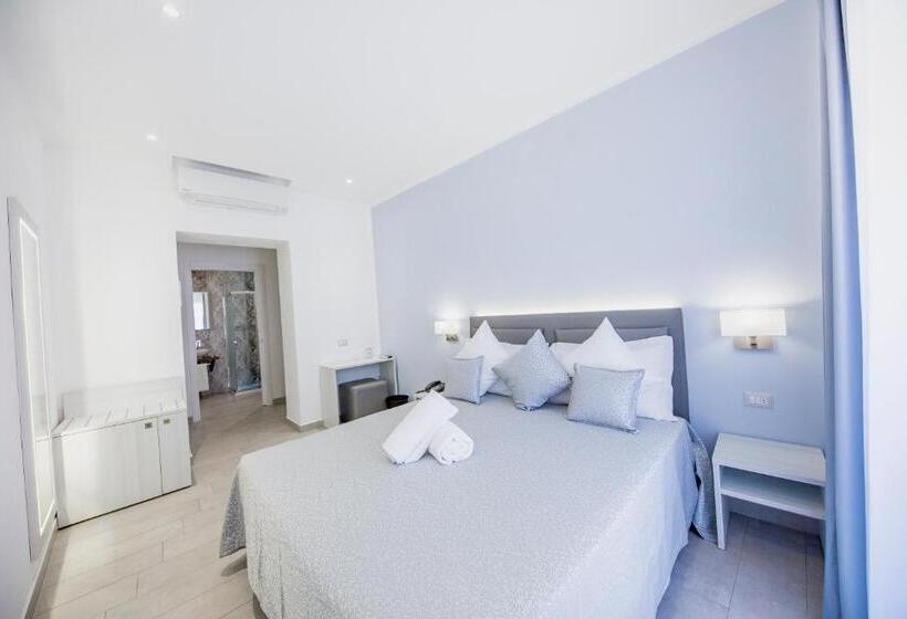 Номер Стандарт с Балконом, Ossuna Bay Hotel Boutique