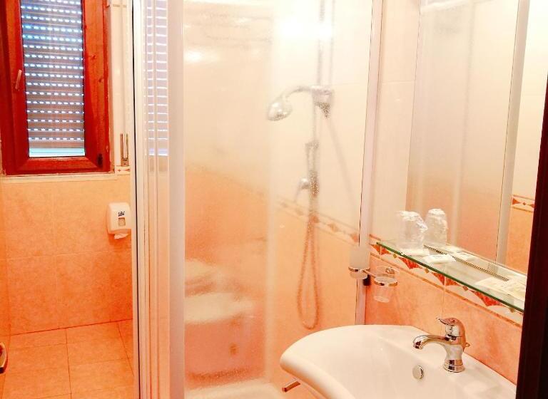 Quarto Estandar Individual, Paradiso Hotel Ristorante