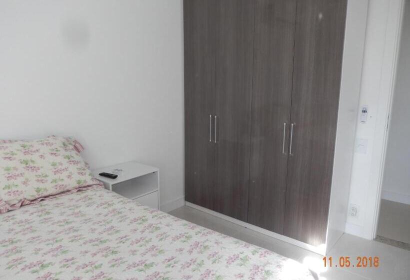 Апартаменты 1 Спальня с Балконом, Flat Entre Mar E Lagoa