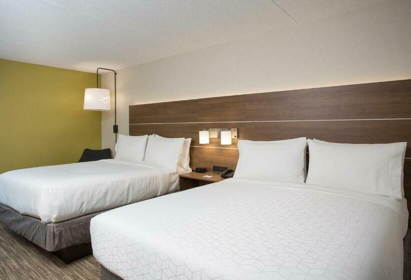 장애인을 위한 스탠다드 룸, Holiday Inn Express Chelmsford, An Ihg