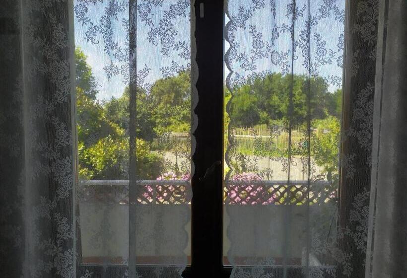 اتاق استاندارد سه نفره, B&b Tra Mare E Marmo