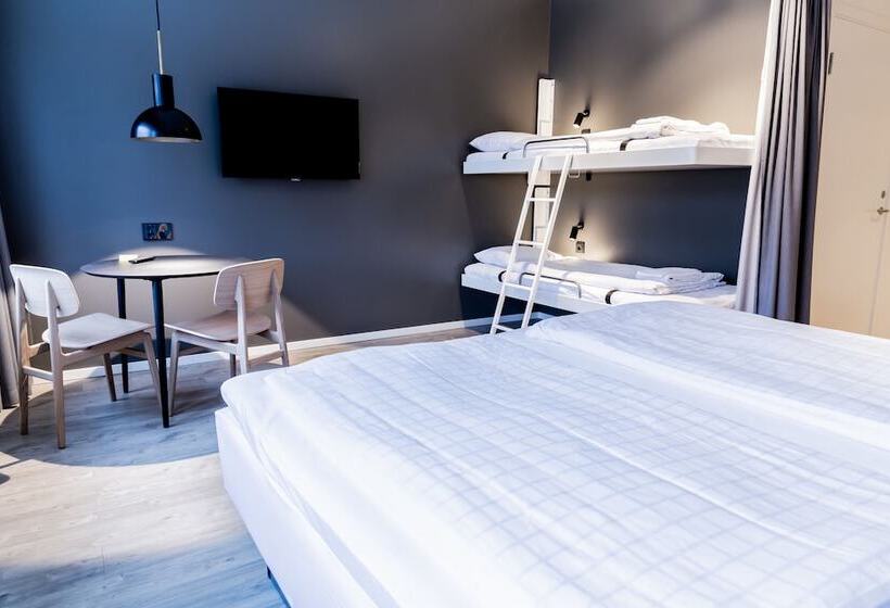 Семейный Номер, Stockholm North By First Hotels