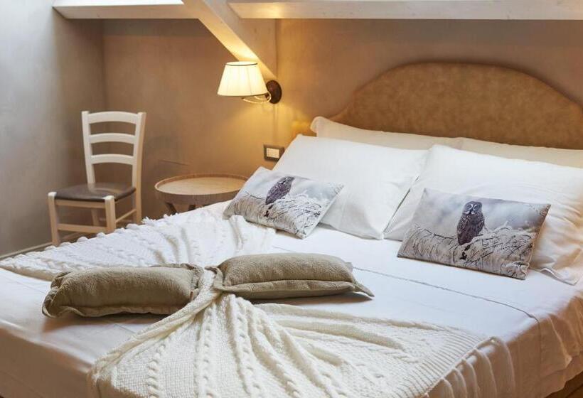 Четырехместный Номер Deluxe, Relais Villa Miraglia