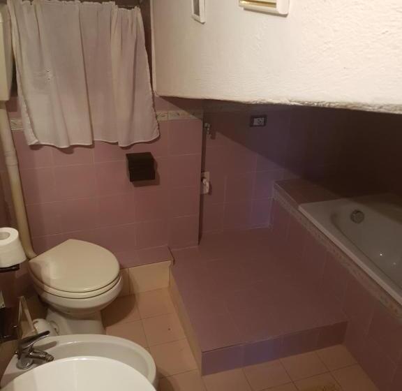 Четырехместный Номер Стандарт, B&b Marilena Affittacamere