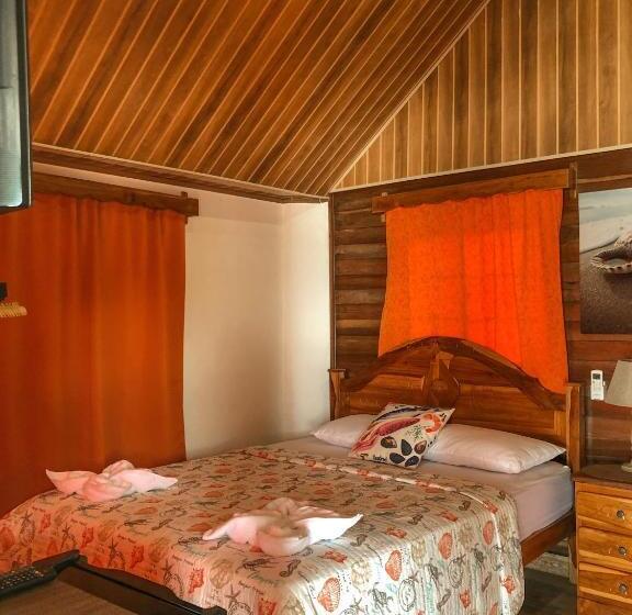디럭스 룸, Hostal Familiar Rolo