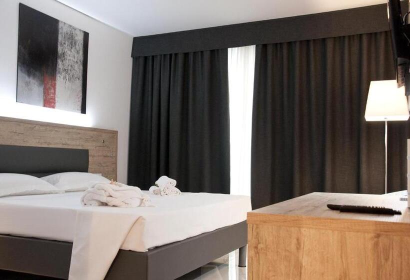 Трехместный Номер Deluxe Вид на Море, Ambruosi Village Resort & Spa