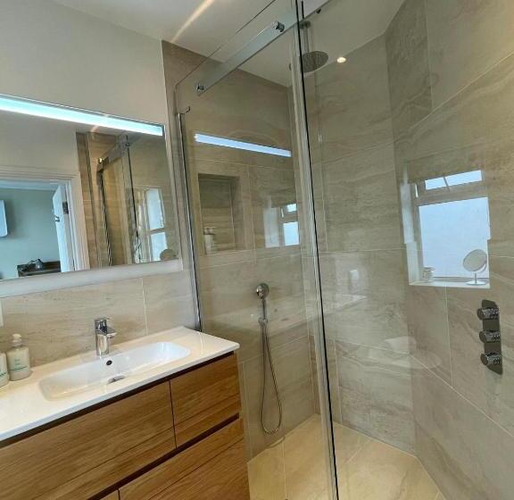 اتاق استاندارد با چشم‌انداز باغ, Beach Lodge