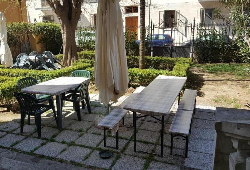 اتاق استاندارد با سرویس بهداشتی مشترک, Casa Di Alfredo Affittacamere
