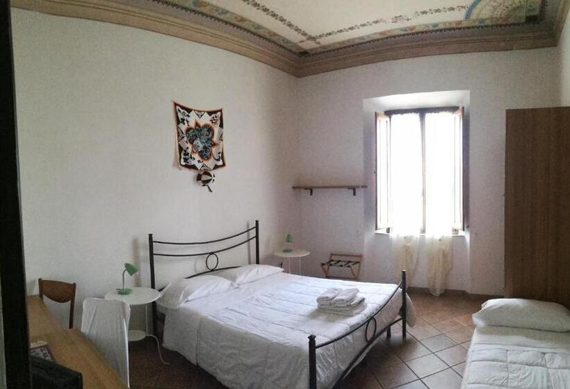 اتاق استاندارد با سرویس بهداشتی مشترک, Casa Di Alfredo Affittacamere
