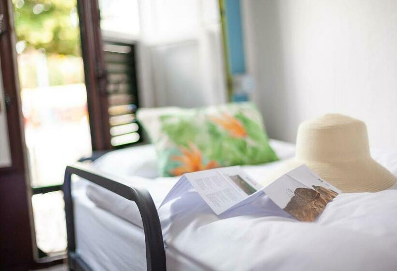 Четырехместный Номер Economy, Patio Hostel