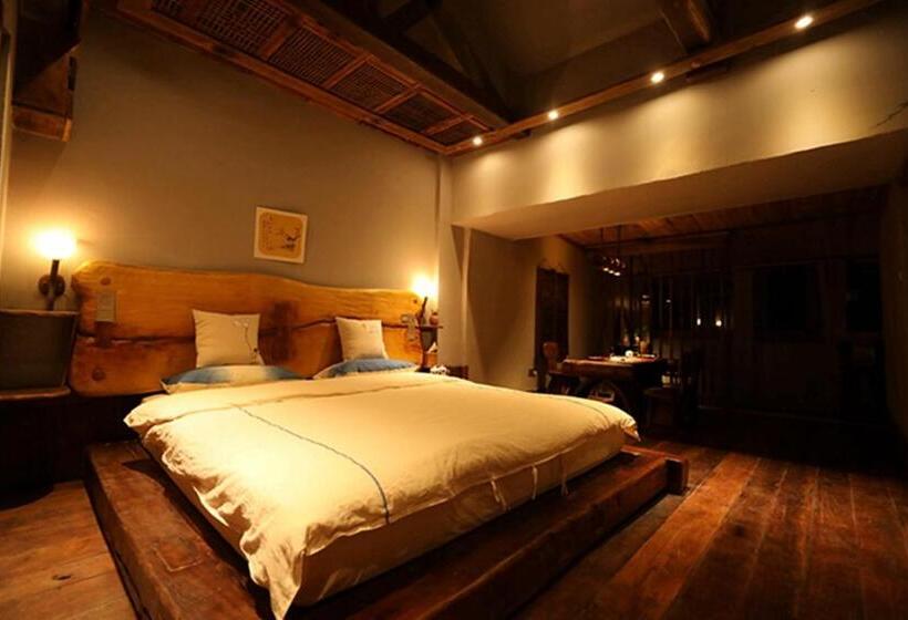 اتاق خانوادگی با چشم‌انداز باغ, Yunlu Lianxin Guesthouse