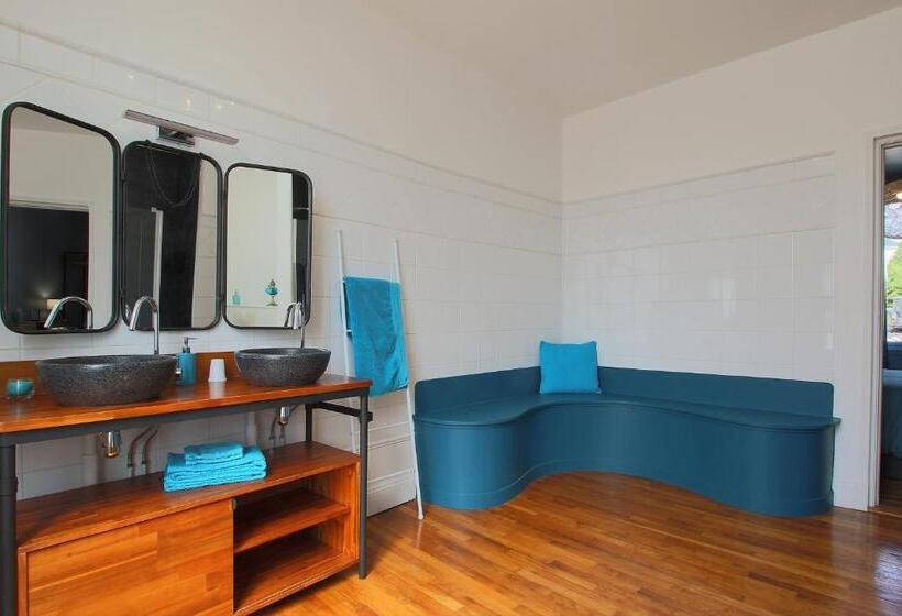 Номер Deluxe, L Iliade   Chambres D Hôtes   B&b à Bouzy
