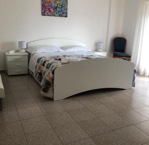 اتاق استاندارد یک نفره, Al Saliceto