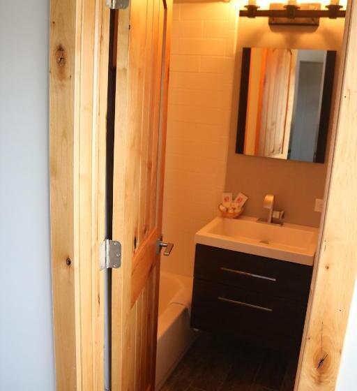 Номер Стандарт, Columbine Inn