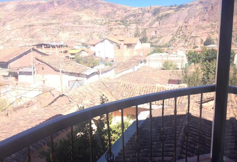 اتاق استاندارد با بالکن, Quilla House 2