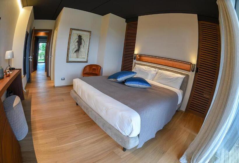 Номер Стандарт, Relais Le Rocche