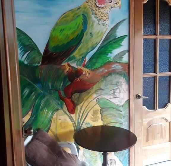 발코니 디럭스 룸, Hostal Casa Cultural Mindo