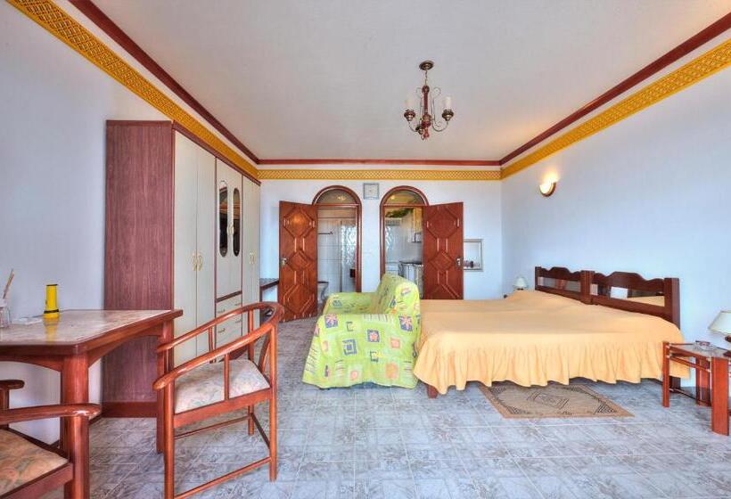 اتاق اکونومی, Residencial Cabo Verde Palace