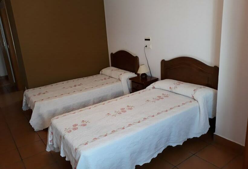 Номер Стандарт, Hostal Ardoi