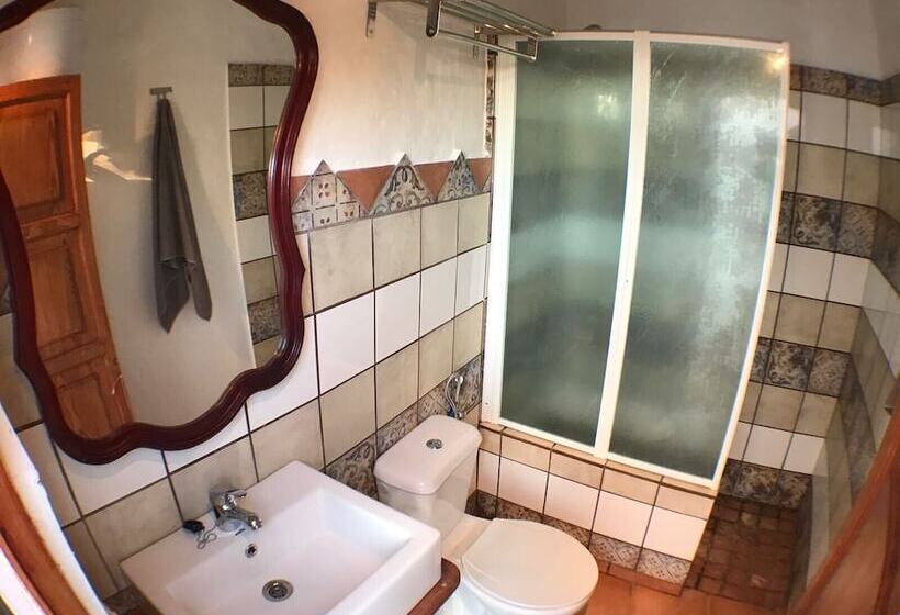 Quarto Estandar, Mountain Hostel Finca La Isa By Rose