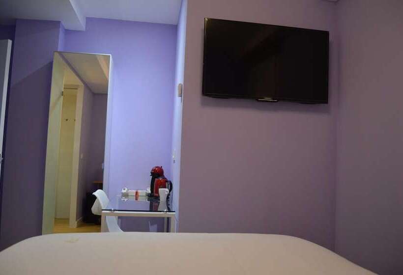 Номер Стандарт Индивидуальный, Bilbao Art Lodge Staynnapartments