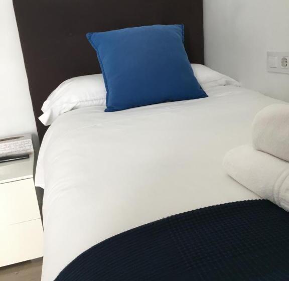 带阳台的标准单人间, Pensión Residencia Fonseca