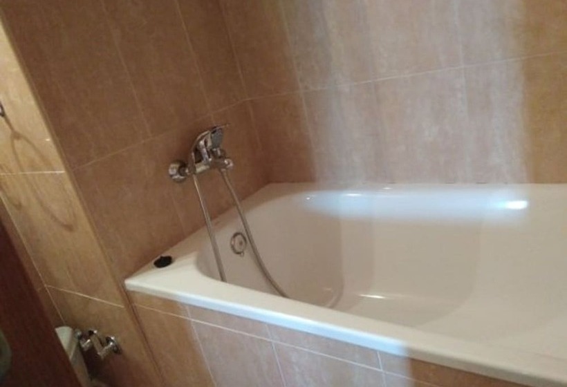 Номер Стандарт, Hostal Catalina De Austria
