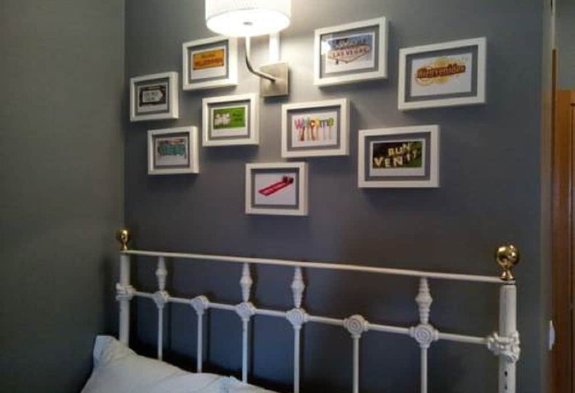 Номер Стандарт, Hostal Catalina De Austria