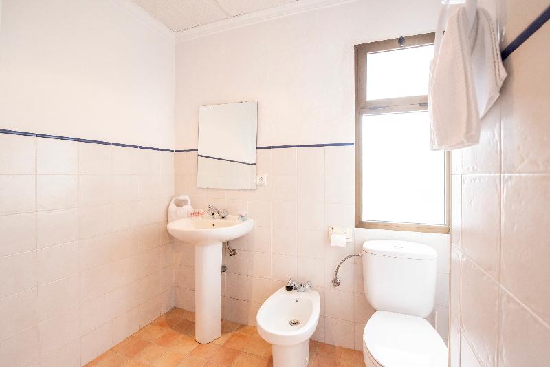 Номер Стандарт Трехместный, Hostal Santiago