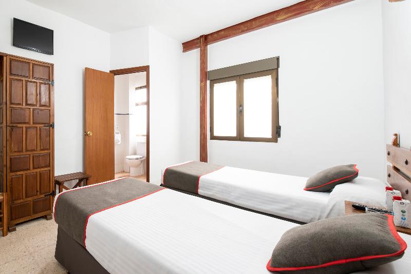 Номер Стандарт, Hostal Santiago