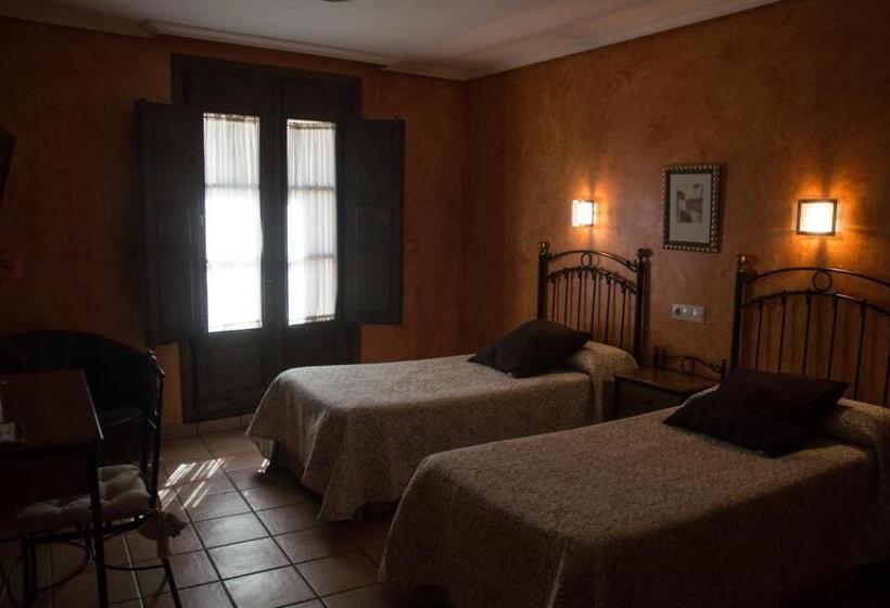 Номер Стандарт, Hostal El Lechuguero