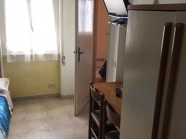 اتاق استاندارد چهار تخته, La Veranda