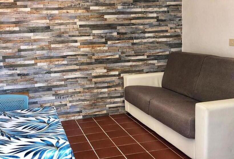 标准工作室, Residence Il Pavone