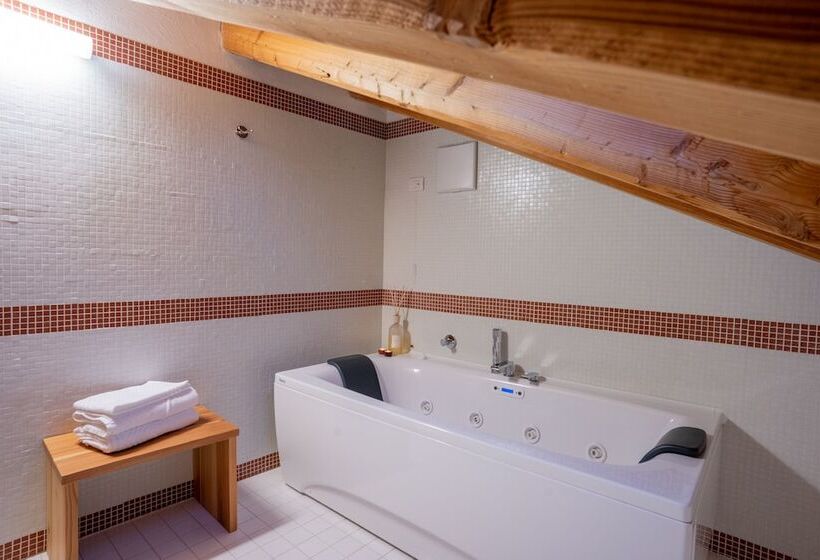 디럭스 자쿠지룸, Albergo Palazzo Lodron Bertelli