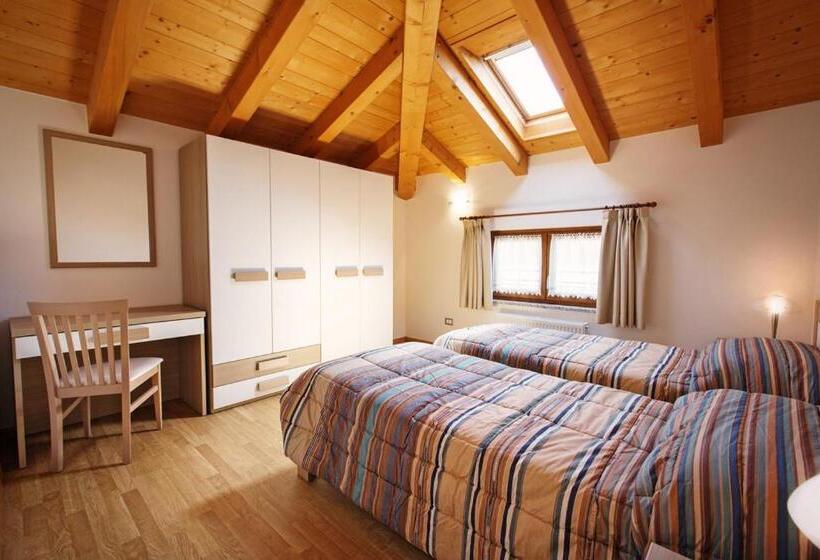 דירת חדר נוף לגינה, Albergo Diffuso Tolmezzo