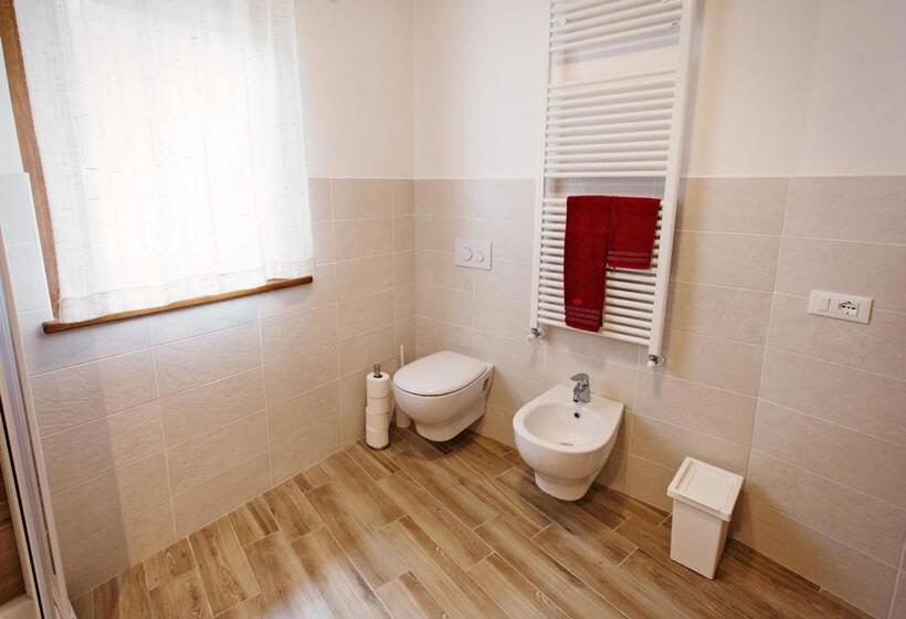 آپارتمان 2 خوابه, Albergo Diffuso Tolmezzo