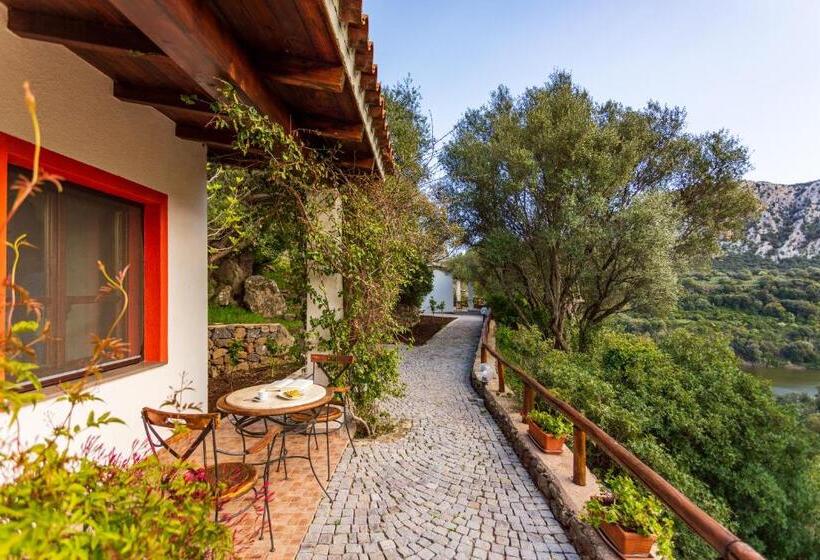 Quarto Triplo Estandar, Agriturismo Canales
