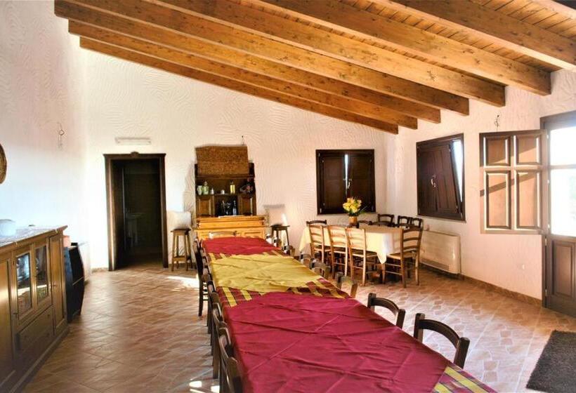 스탠다드 룸 킹사이즈 침대, Agriturismo La Fillirea