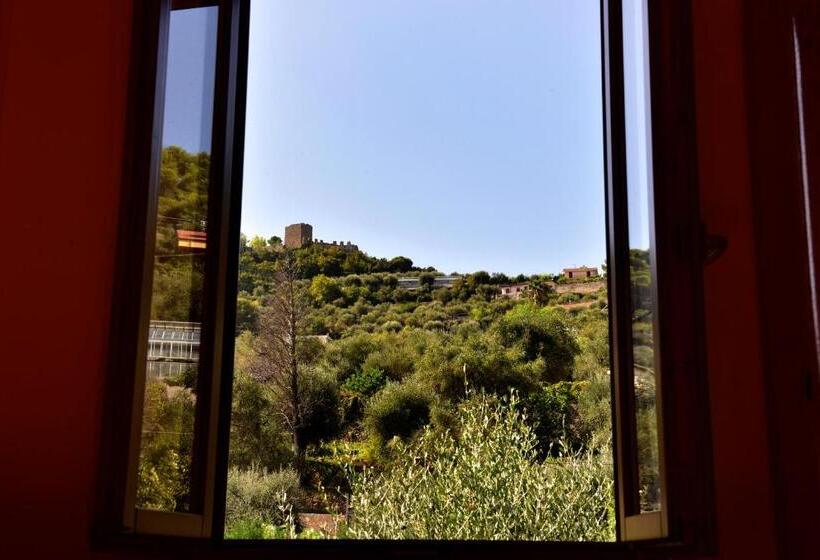 اتاق استاندارد چهار تخته, Locanda Dei Boi