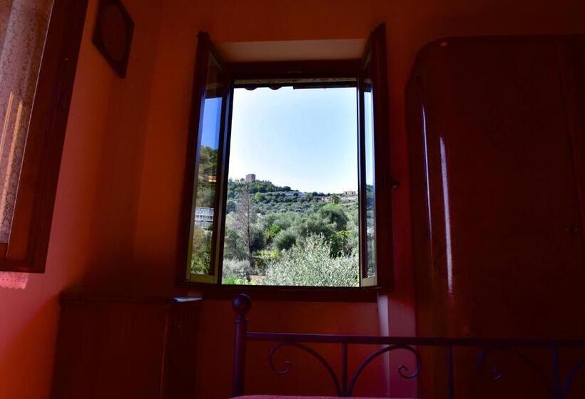اتاق استاندارد چهار تخته, Locanda Dei Boi