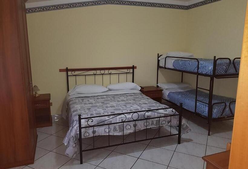 Четырехместный Номер Стандарт, Agriturismo La Selva