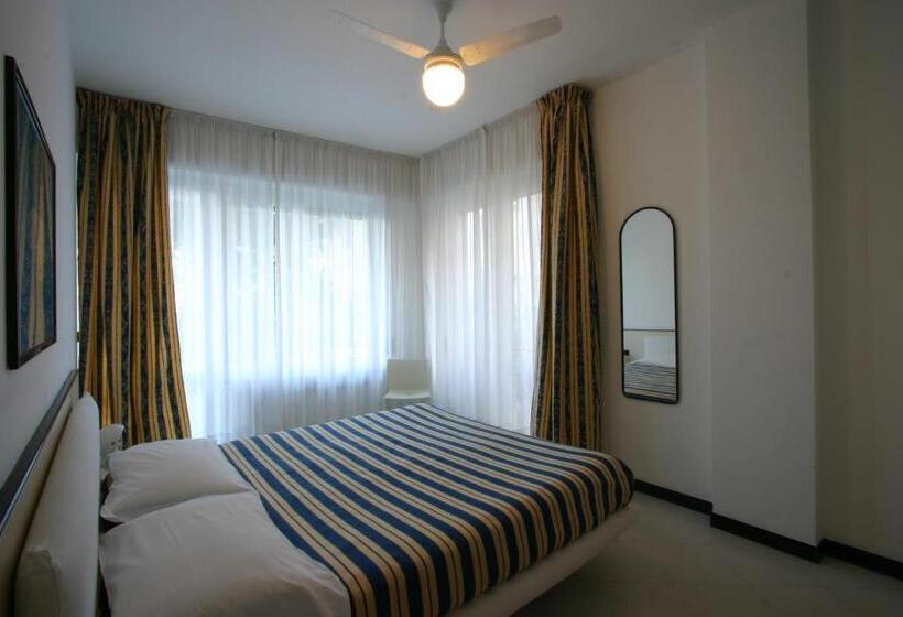 带1个卧室的带海景的公寓, Residence Principi Di Piemonte