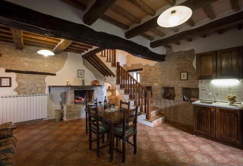 سوییت لوکس, Agriturismo Monte Acuto