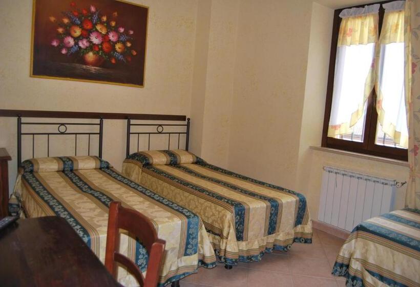 Трехместный Номер Стандарт Вид на Сад, Agriturismo Torre Cristina
