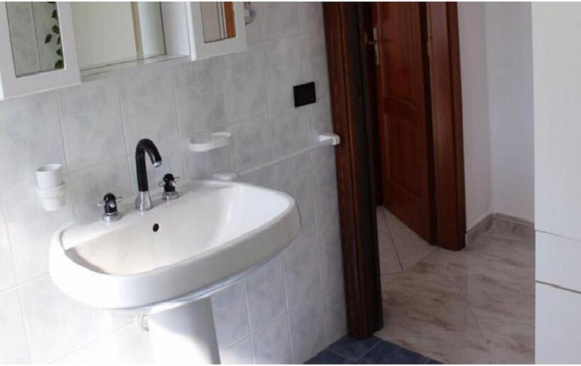 1 Szobás Apartman Terasszal, L'incanto Di Cala Feola