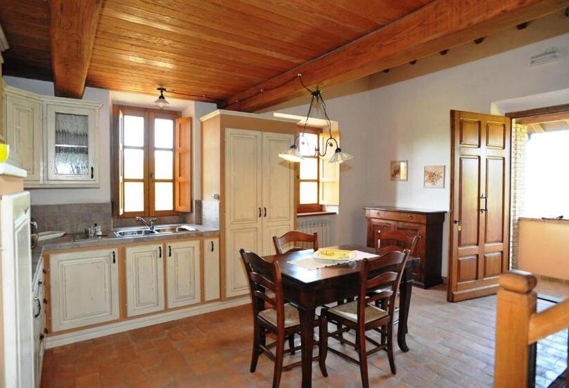 Апартаменты 2 Спальни с Балконом, Agriturismo Santa Veronica